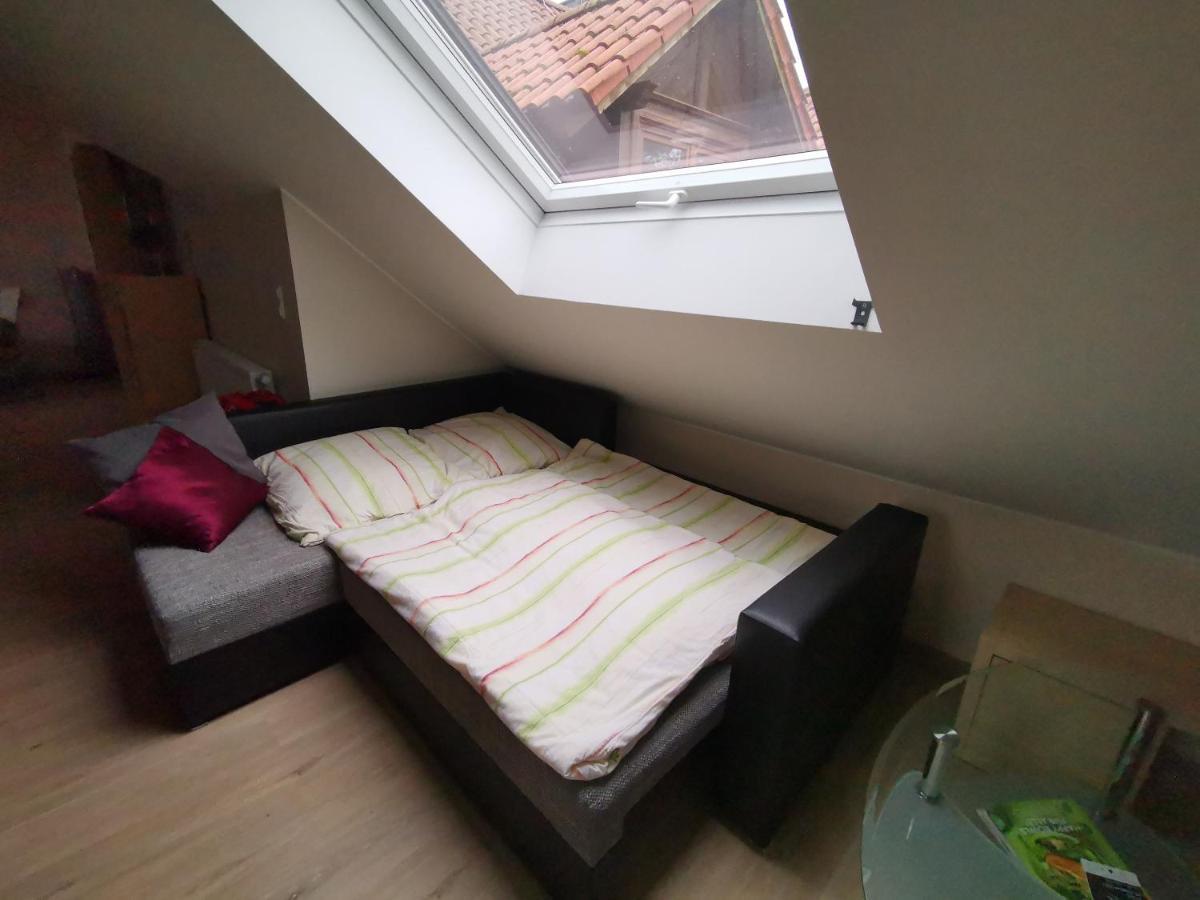 Und Auf Dem Pferdehof Apartment